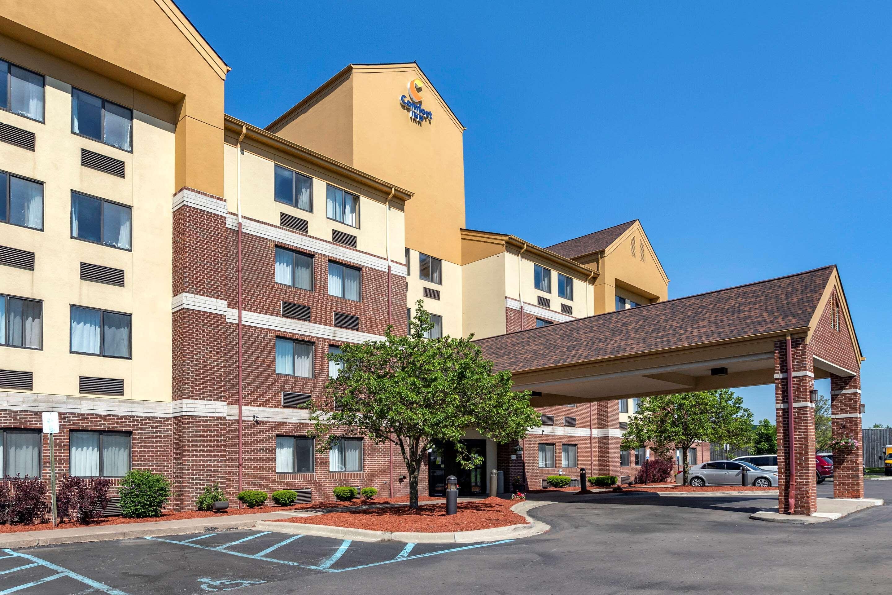 Comfort Inn Warren Exterior photo